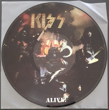 Load image into Gallery viewer, Kiss - Alive!