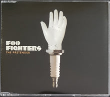 Load image into Gallery viewer, Foo Fighters - The Pretender