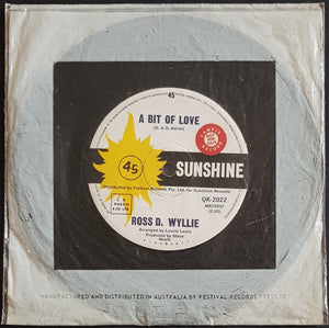 Ross D. Wyllie - A Bit Of Love