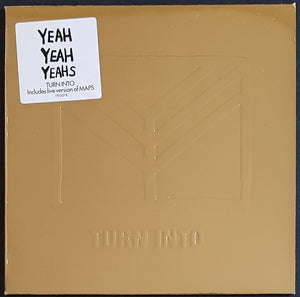 Yeah Yeah Yeahs - Turn Into