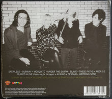 Load image into Gallery viewer, Yeah Yeah Yeahs - Mosquito