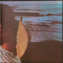 Load image into Gallery viewer, Linda Ronstadt - Hasten Down The Wind