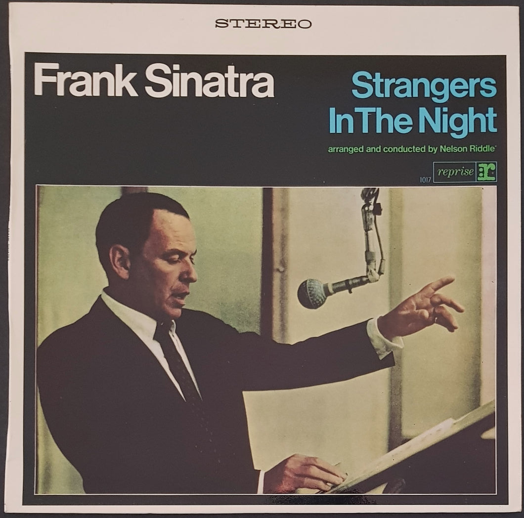 Sinatra, Frank - Strangers In The Night