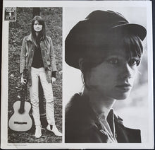 Load image into Gallery viewer, Francoise Hardy - La Maison Ou J&#39;ai Grandi - Orange Vinyl