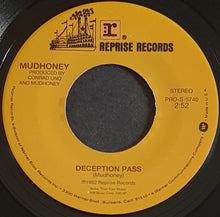 Load image into Gallery viewer, Mudhoney - Suck You Dry