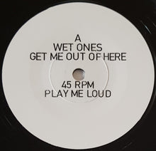 Load image into Gallery viewer, Wet Ones - Get Me out Of Here
