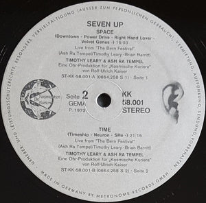 Ash Ra Tempel & Timothy Leary - Seven Up