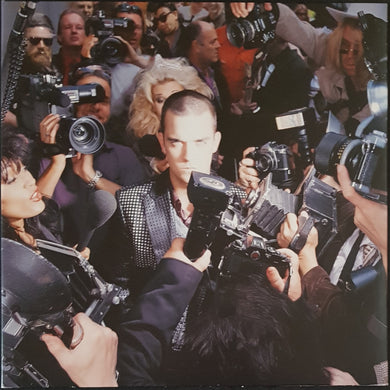 Williams, Robbie - Life Thru A Lens - Reissue