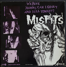 Load image into Gallery viewer, Misfits - Die Die My Darling