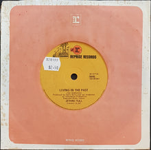 Load image into Gallery viewer, Jethro Tull - Living In The Past