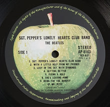 Load image into Gallery viewer, Beatles - Sgt. Pepper's Lonely Hearts Club Band