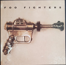 Load image into Gallery viewer, Foo Fighters - Foo Fighters