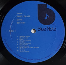 Load image into Gallery viewer, Davis, Miles - Volume 1