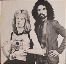 Load image into Gallery viewer, Hall &amp; Oates - War Babies