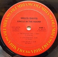 Load image into Gallery viewer, Davis, Miles - Circle In The Round