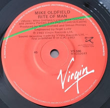 Load image into Gallery viewer, Mike Oldfield - Moonlight Shadow