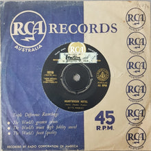 Load image into Gallery viewer, Elvis Presley - Heartbreak Hotel