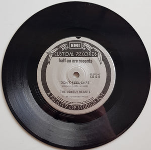 Lonely Hearts - Last Kiss