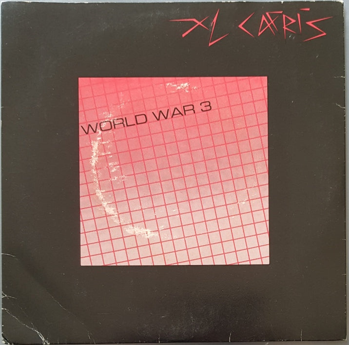 XL Capris - World War 3