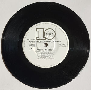 Thin Lizzy (Phil Lynott) - Out In The Fields