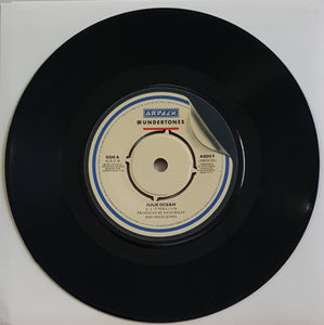 Undertones - Julie Ocean