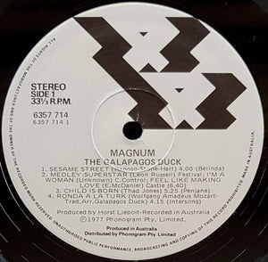 Galapagos Duck - Magnum