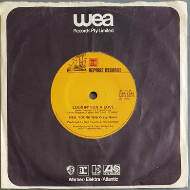 Young, Neil - Lookin' For A Love