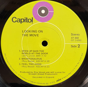 Move - Looking On