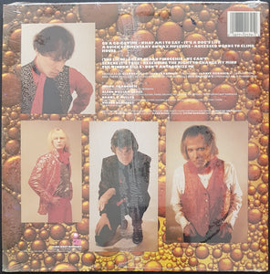 Plasticland - Salon