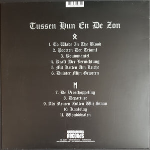 Tarnkappe - Tussen Hun En De Zon