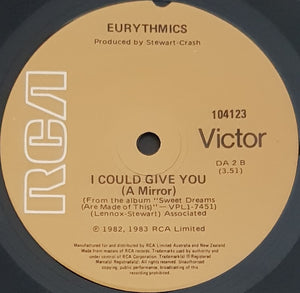 Eurythmics - Sweet Dreams (Are Made Of This)