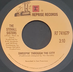 Stovall Sisters - Hang On In There
