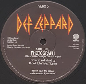 Def Leppard - Photograph