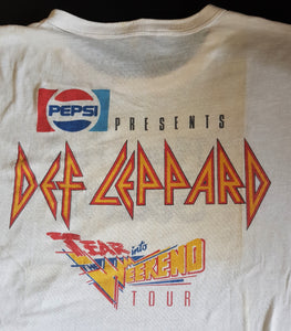 Def Leppard - Please Feel Secure