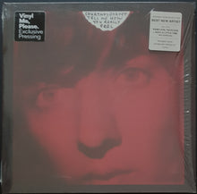 Load image into Gallery viewer, Courtney Barnett - Tell Me How You Really Feel - Silver Vinyl