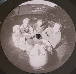 Current 93 - Earth Covers Earth