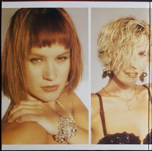 Bananarama - Wow!