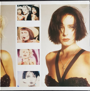 Bananarama - Wow!