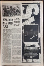 Load image into Gallery viewer, Led Zeppelin (Robert Plant)- Juke September 14 1985. Issue No.542