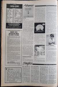 Elvis Costello - Juke September 17 1983. Issue No.438