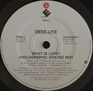 Deee-Lite - Groove Is In The Heart