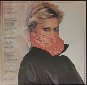 Olivia Newton-John - Totally Hot