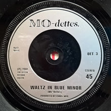 Load image into Gallery viewer, Mo-Dettes - Tonight