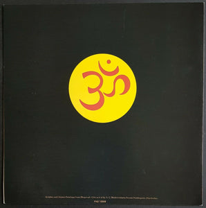 Beatles (George Harrison)- Living In The Material World